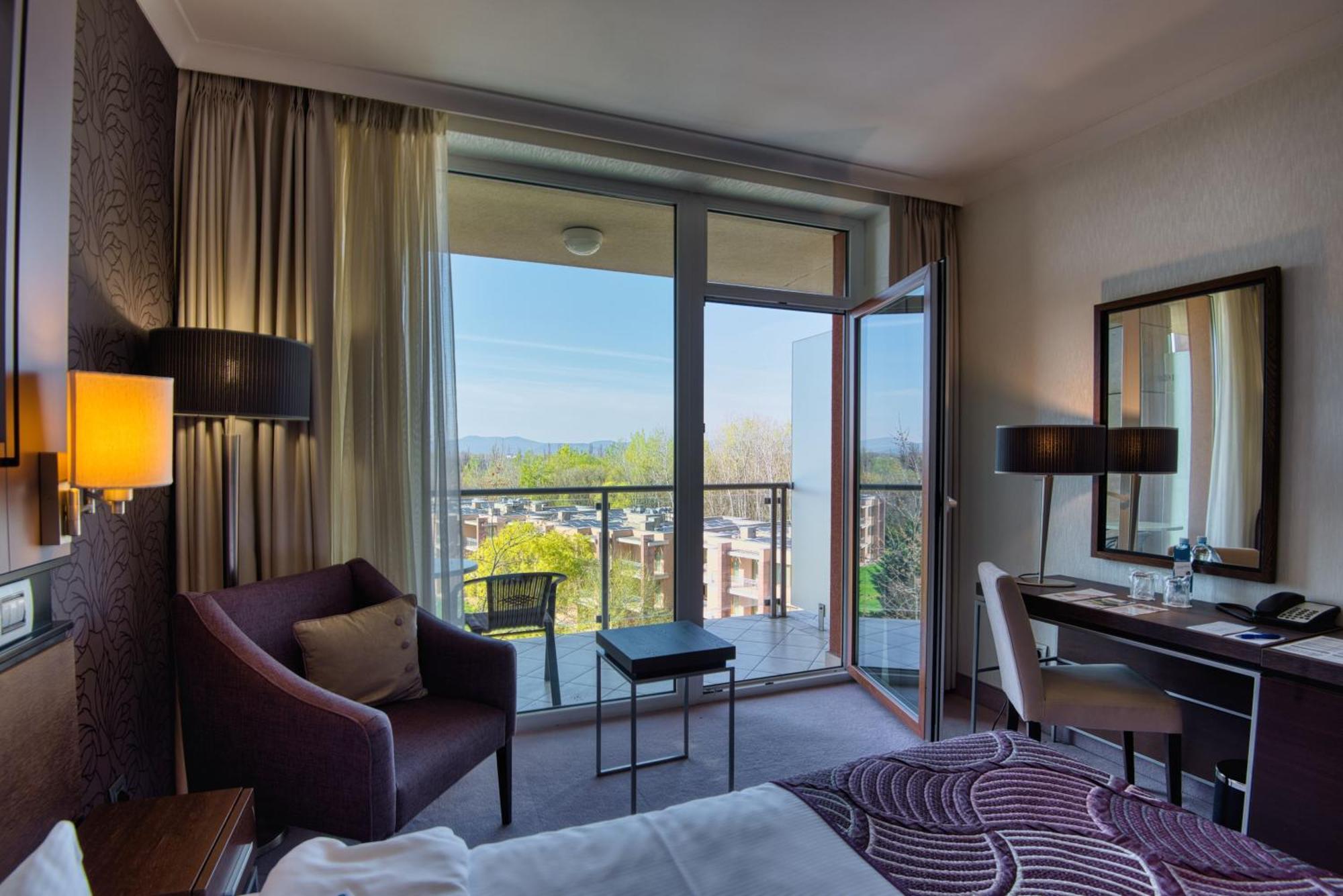 Aquaworld Resort 4*